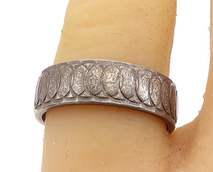 925 Sterling Silver  Vintage Etched Round Link Detail Band Ring Sz 8  RG7096