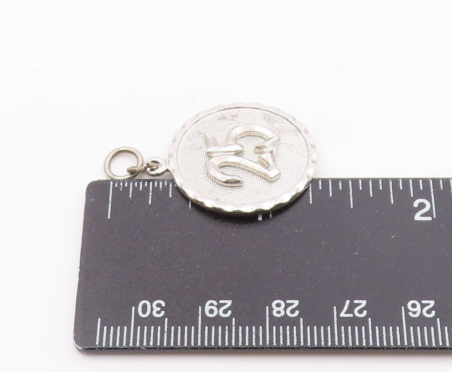 DANECRAFT 925 Silver  Vintage Carved #25 Wavy Edge Round Pendant  PT20399