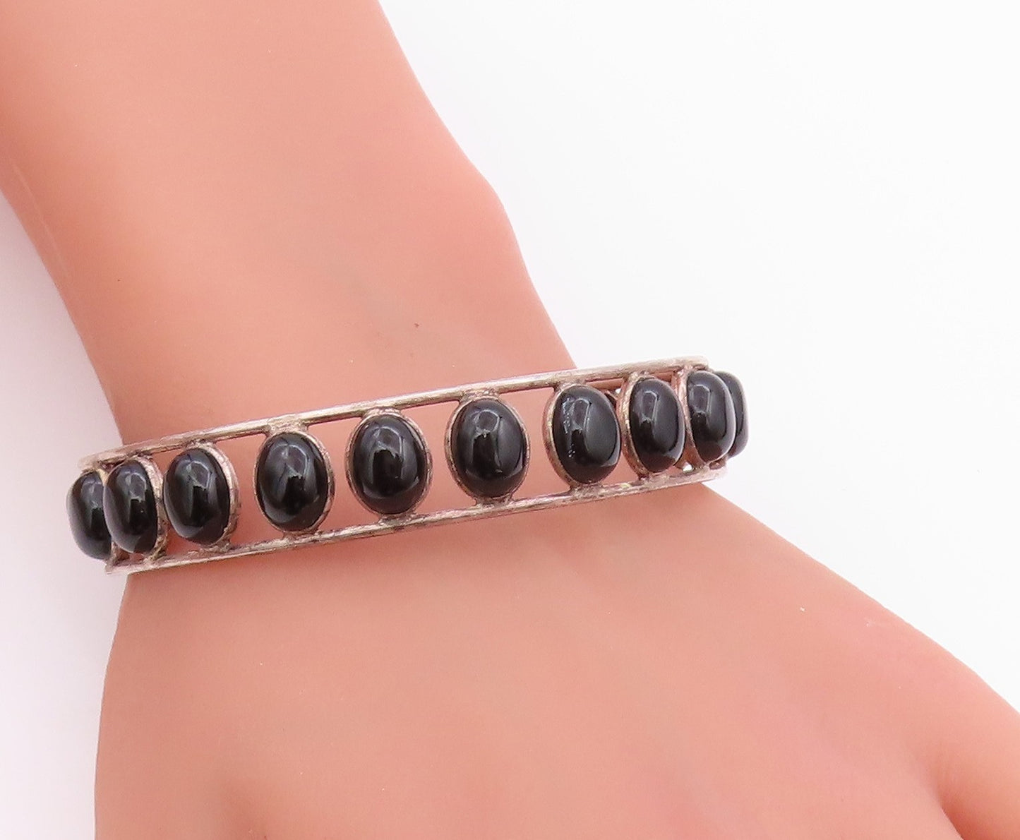 925 Sterling Silver Vintage Bracelet Designer Oval Cabochon Onyx Cuff  BT11303