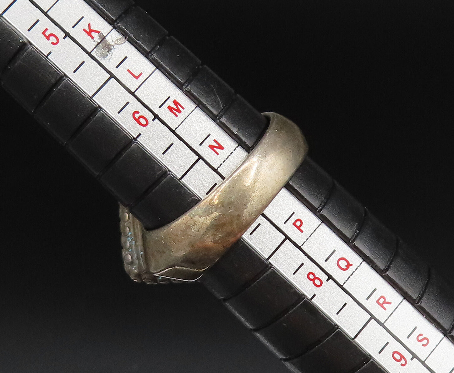 925 Silver  Vintage Diamond Shaped Hematite Dotted Detail Ring Sz 7  RG25796