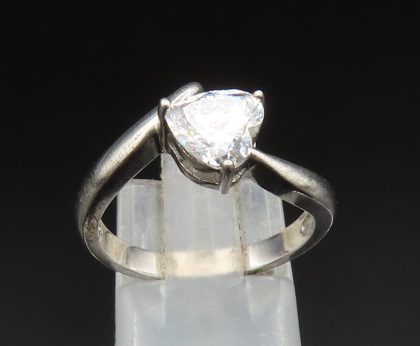 925 Silver   Vintage Cubic Zirconia Love Heart Bypass Ring Sz 7  RG24722