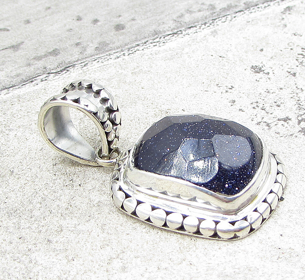 925 Sterling Silver  Faceted Druzy Pebbled Frame Drop Pendant  PT1435
