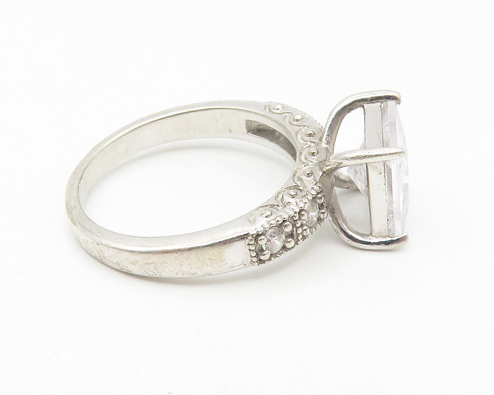 925 Sterling Silver  Cubic Zirconia Solitaire With Accents Ring Sz 7  RG11054