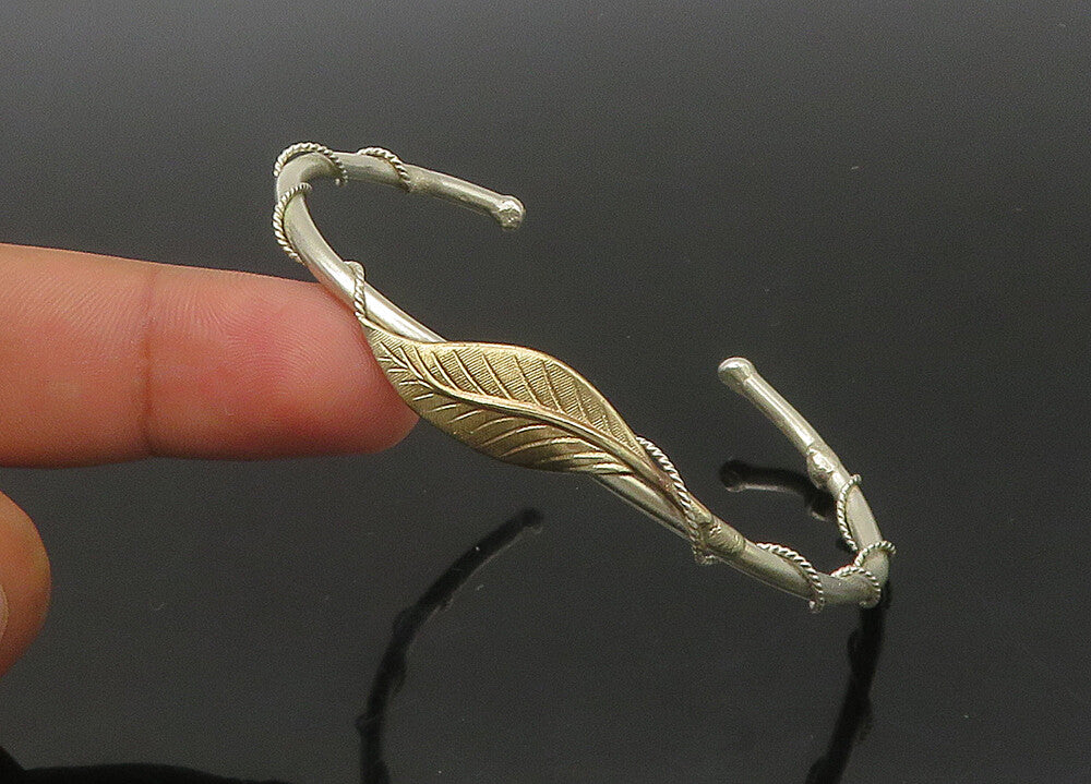 925 Sterling Silver  Vintage Shiny Rope Wrapped Floral Cuff Bracelet  BT8763