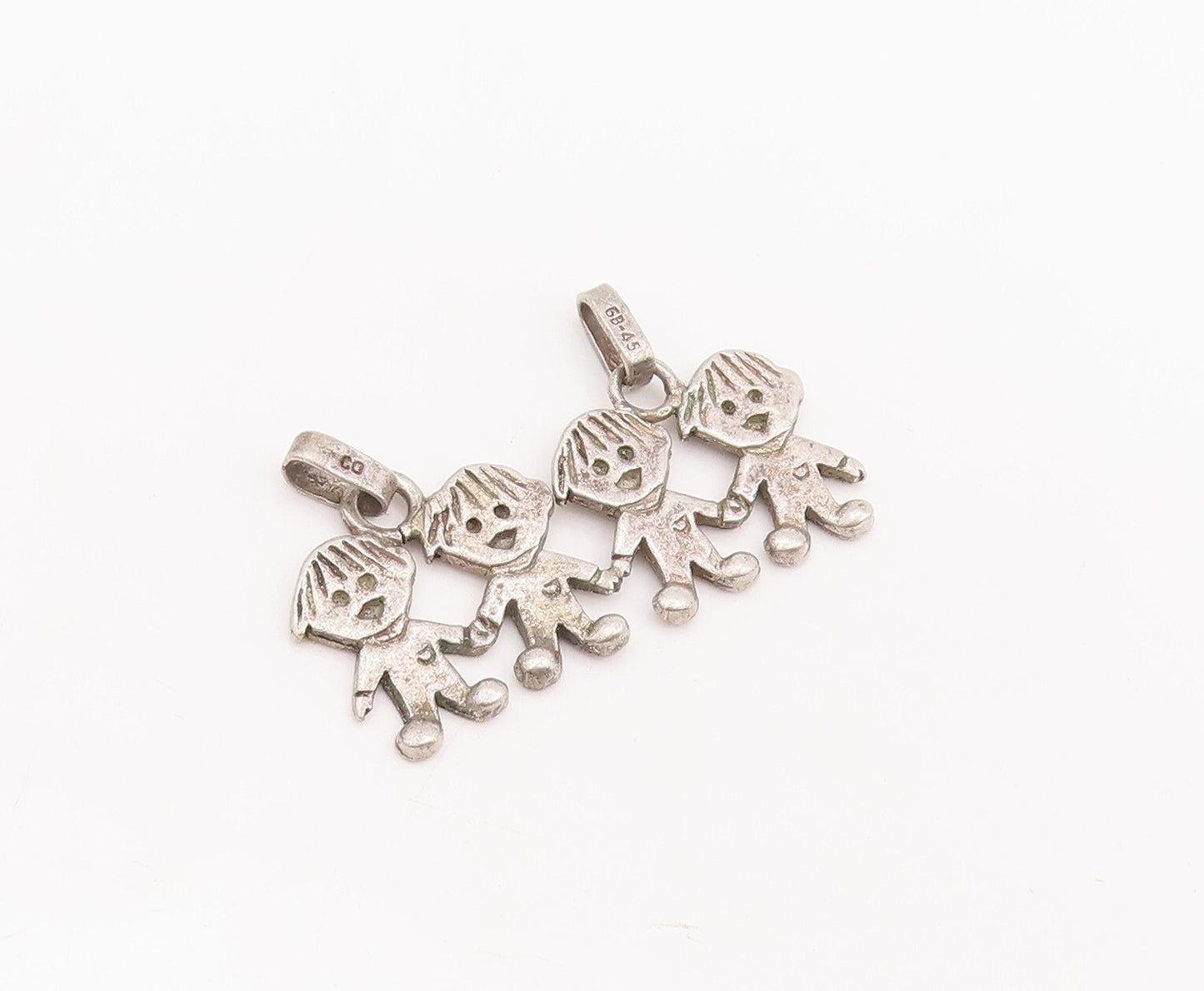 925 Sterling Silver Vintage Pendant Happy Children Holding Hands  PT23424