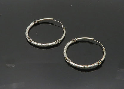 925 Sterling Silver  Vintage Shiny Wrapped Swirl Hoop Earrings  EG10130
