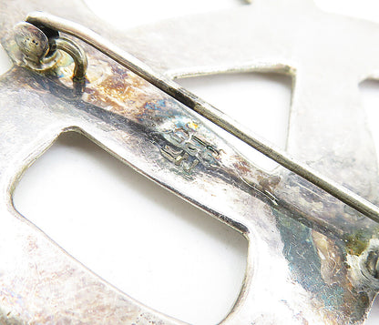 925 Sterling Silver  Vintage Shiny Smooth Pretzel Knot Brooch Pin  BP2428