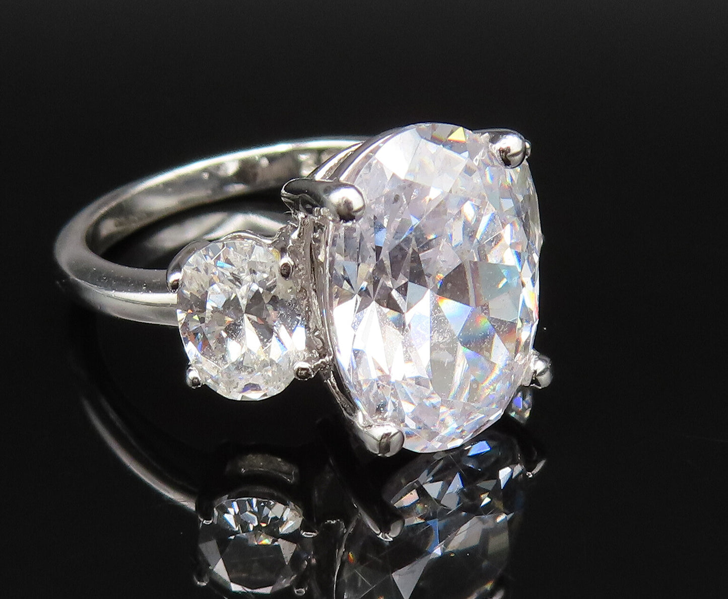 ESPO 925 Silver  Vintage Three Stone Oval Cubic Zirconia Ring Sz 6.5  RG25419