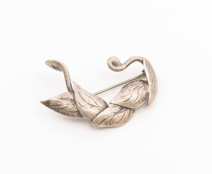 925 Sterling Silver  Vintage Etched Vine Leaf Brooch Pin  BP9475
