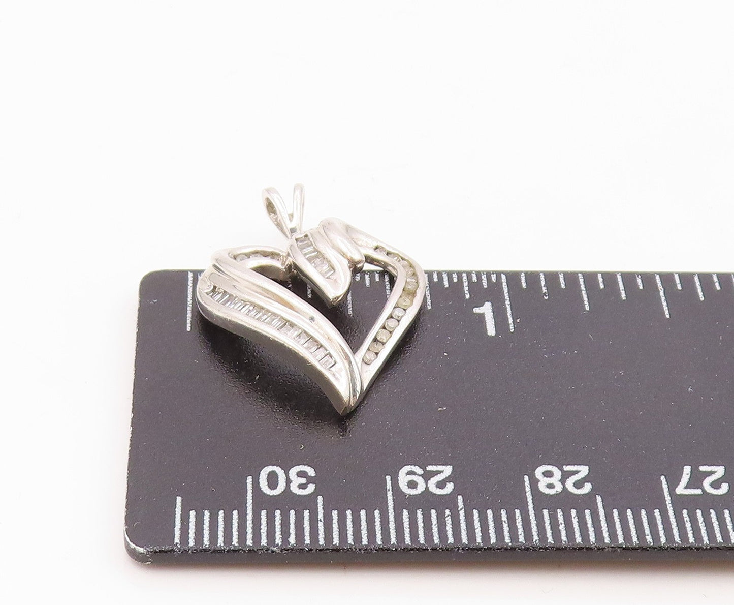 925 Sterling Silver  Vintage Genuine Diamonds Open Love Heart Pendant  PT17620