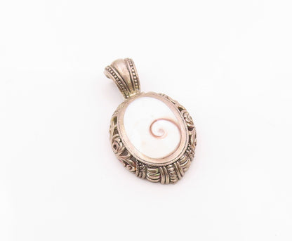 925 Silver  Vintage Unique Inlaid Shiva Shell Scroll Detail Pendant  PT21565