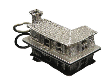 925 Sterling Silver  Vintage Shiny Petite Suburban House Motif Pendant  PT9034