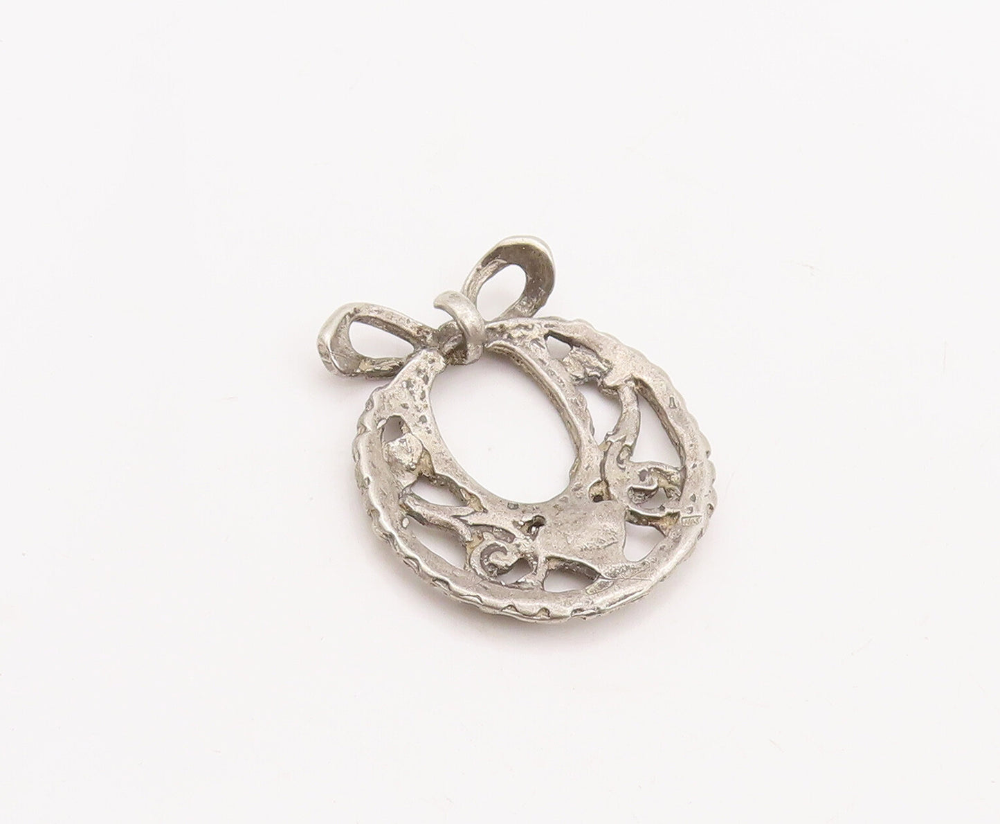 925 Sterling Silver Vintage Pendant Victorian Design Swirly Carved  PT23179