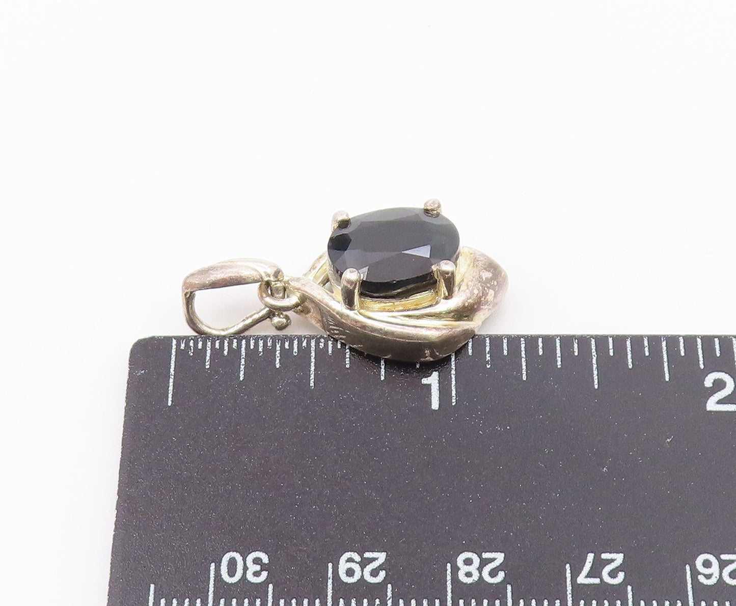 925 Sterling Silver  Vintage Scalloped Black Spinel Drop Pendant  PT20382