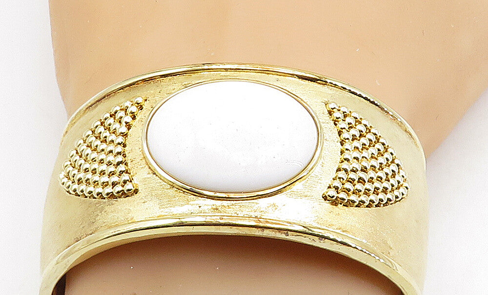 925 Sterling Silver  White Onyx Gold Plated Bubble Detail Cuff Bracelet BT2590