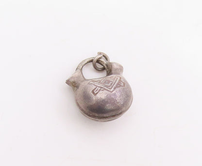 925 Sterling Silver Vintage Pendant Etched Wedding Vase Pottery Charm  PT25374