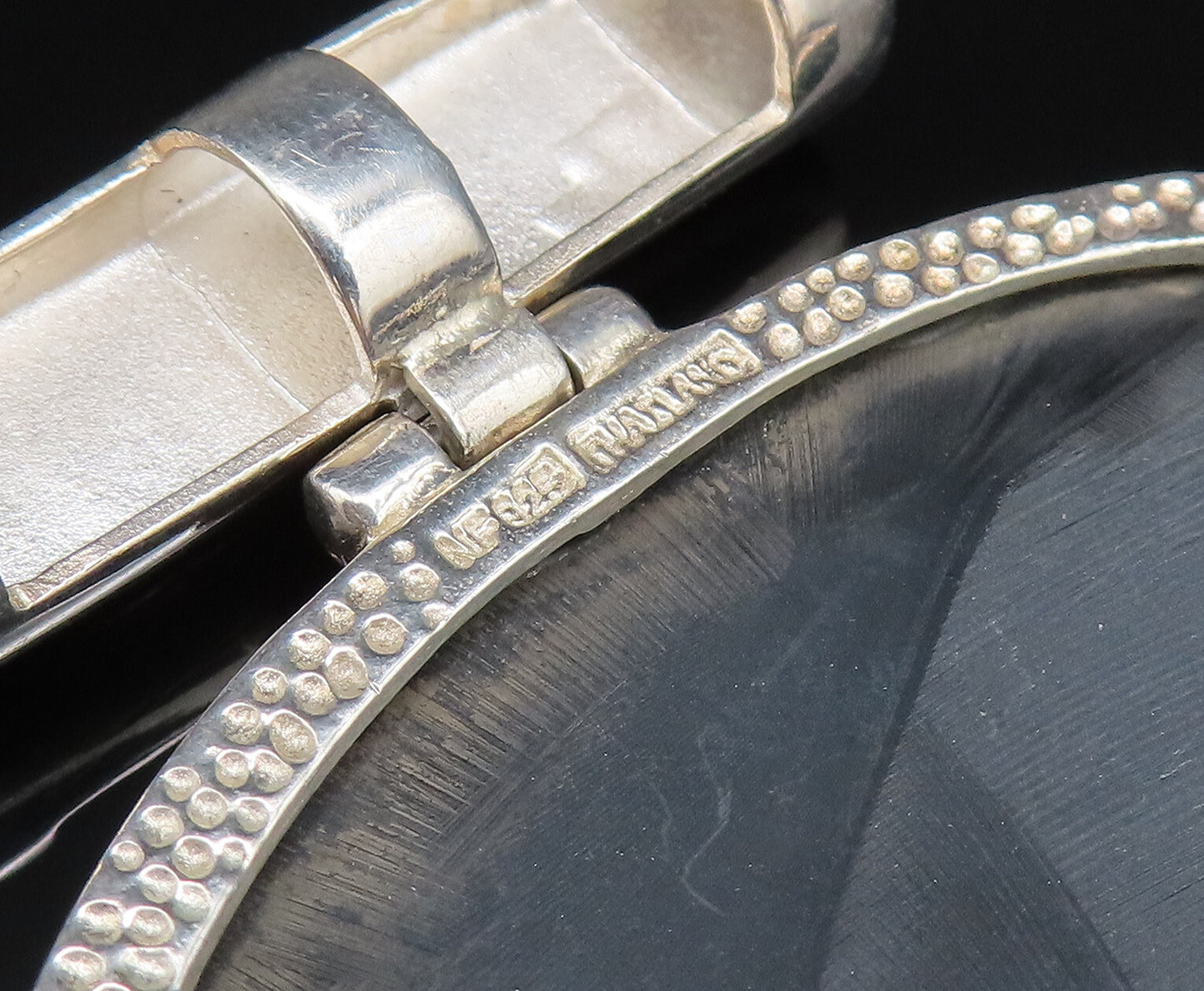 925 Sterling Silver  Vintage Oval Black Onyx With Bar Bail Pendant  PT21918