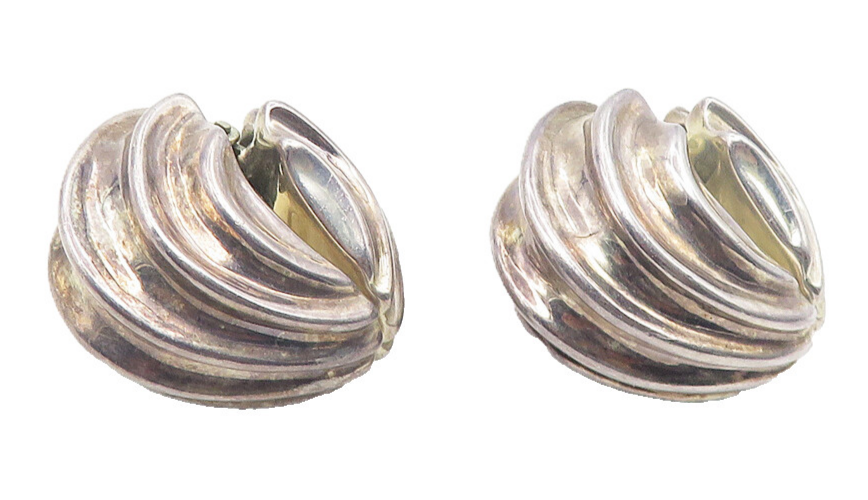 JORDAN SCHLANGER 925 Silver  Vintage Scalloped Non Pierce Earrings  EG6229