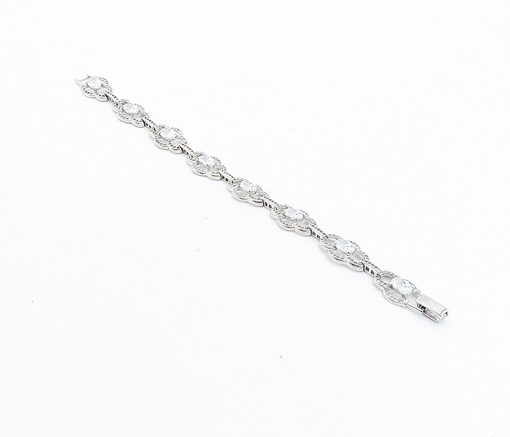 925 Sterling Silver  Sparkling Cubic Zirconia Floral Chain Bracelet  BT3508