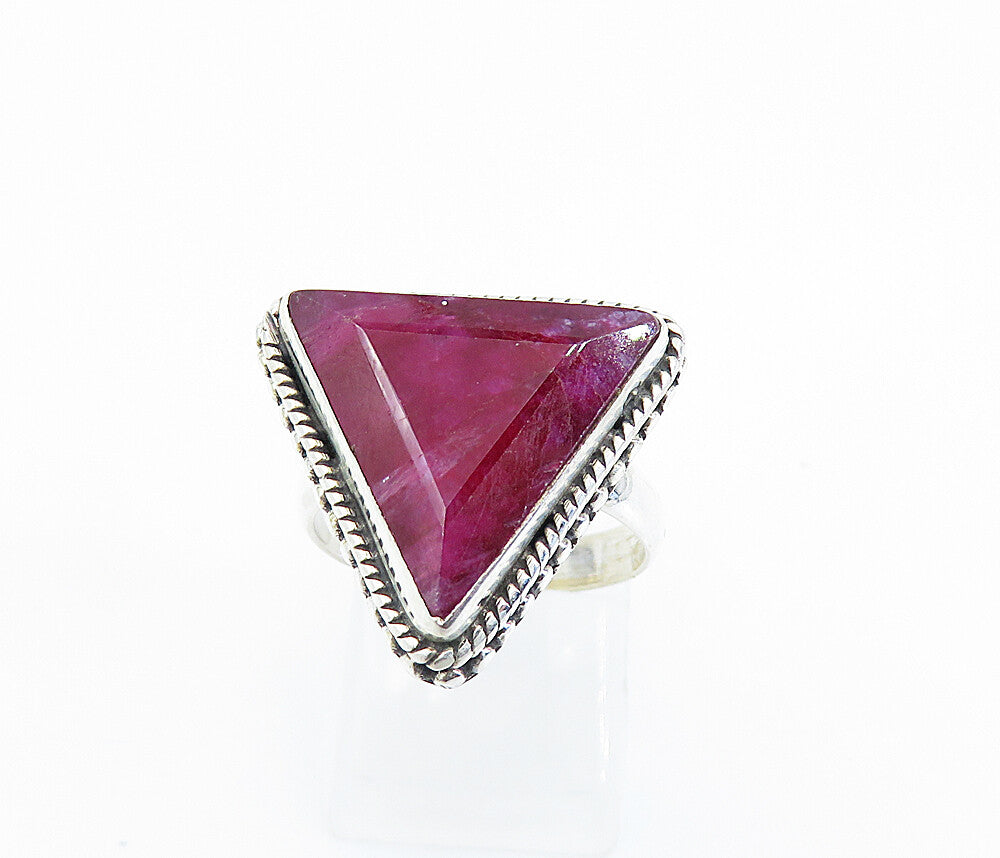 925 Sterling Silver  Ruby Circle Patterned Border Cocktail Ring Sz 6.5  RG8243