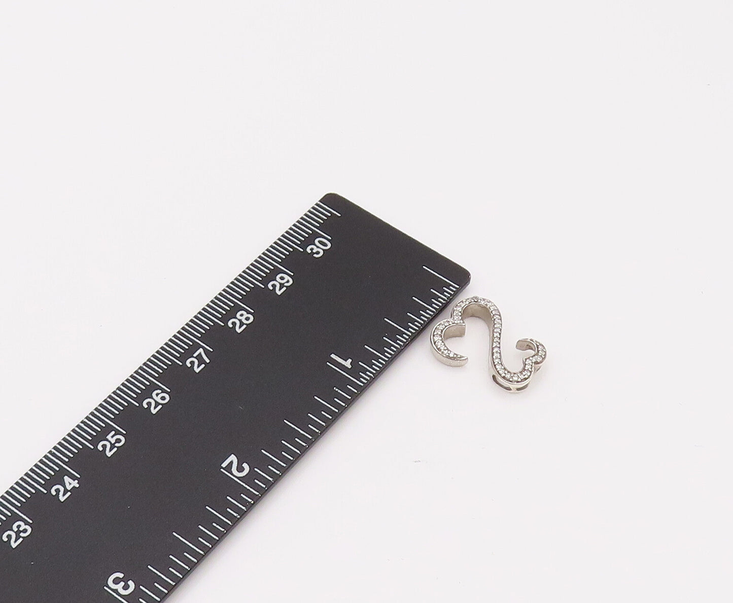925 Sterling Silver Vintage Two Swirly Infinity Diamond Heart Pendant PT22031
