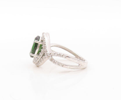 925 Sterling Silver Vintage Ring Designer Green Halo White CZ  Sz 8.5  RG30869
