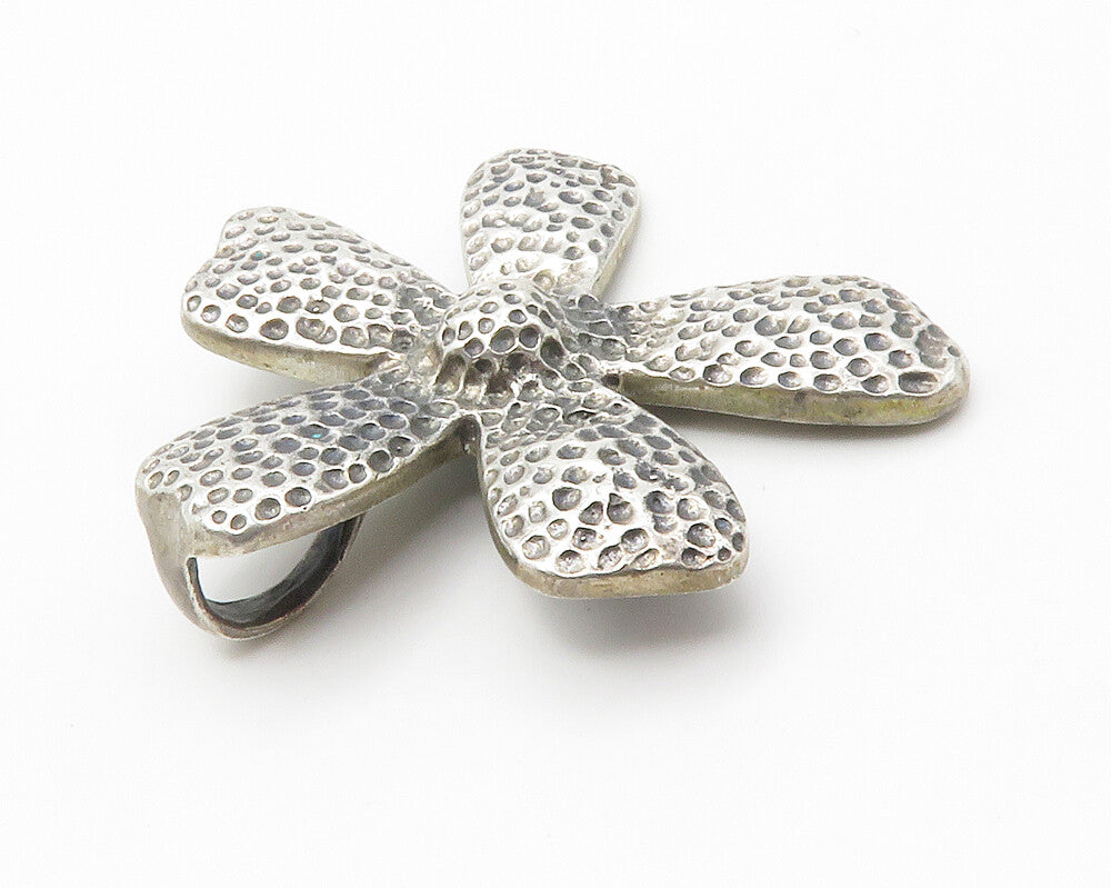 925 Sterling Silver  Vintage Hammered Single Flower Motif Pendant  PT11100