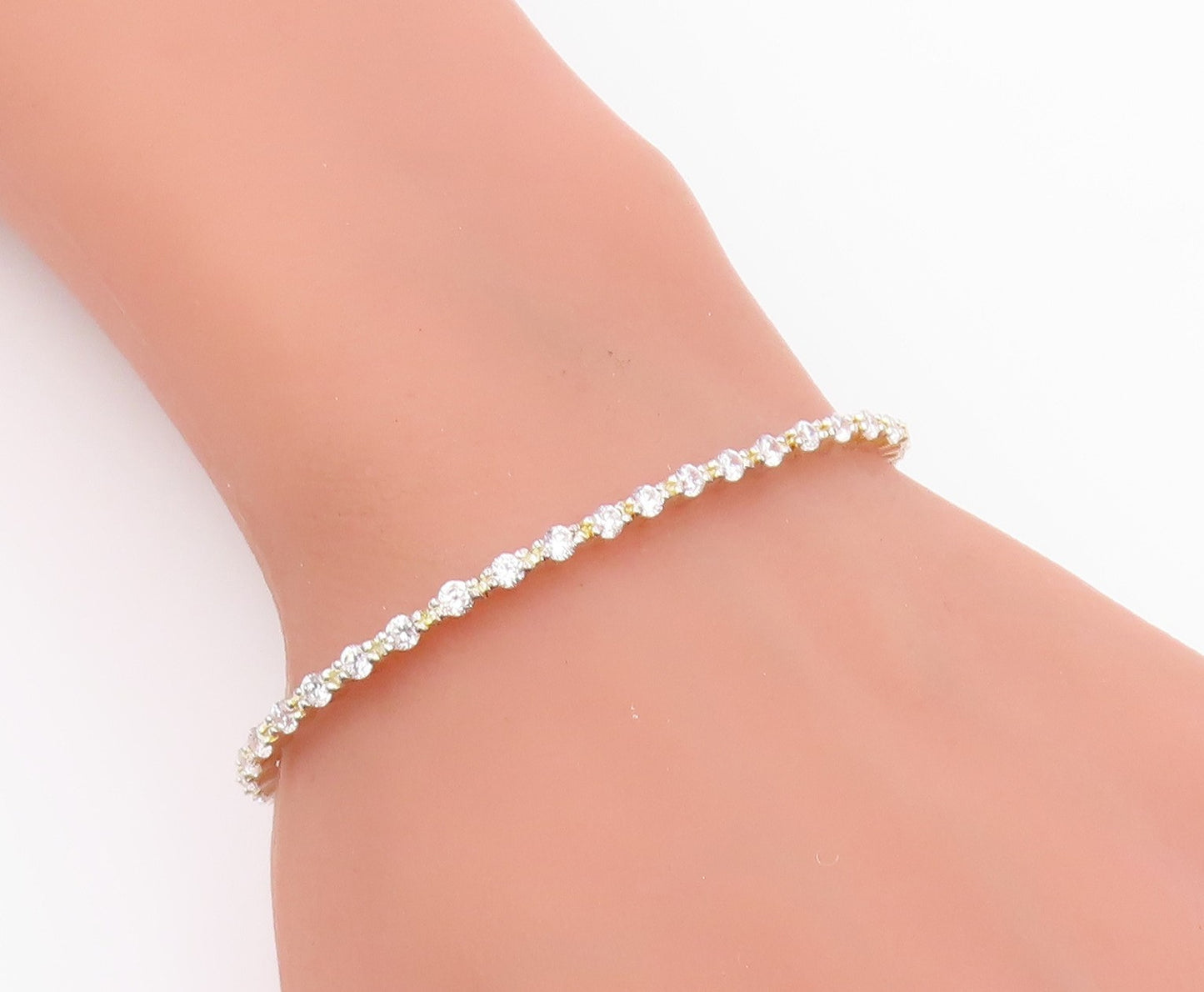 925 Sterling Silver  Shiny Round Cut Cubic Zirconia Tennis Bracelet  BT7369