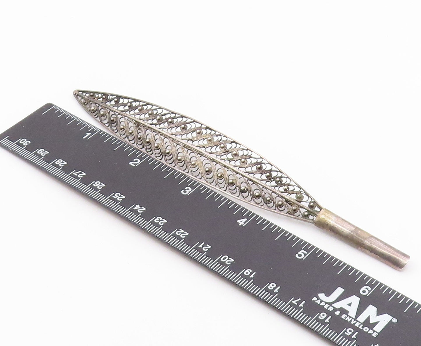 925 Sterling Silver  Vintage Swirl Filigree Feather Motif Brooch Pin  BP3914