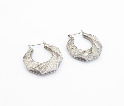 925 Sterling Silver  Vintage Dark Tone Textured Pattern Hoop Earrings  EG2838