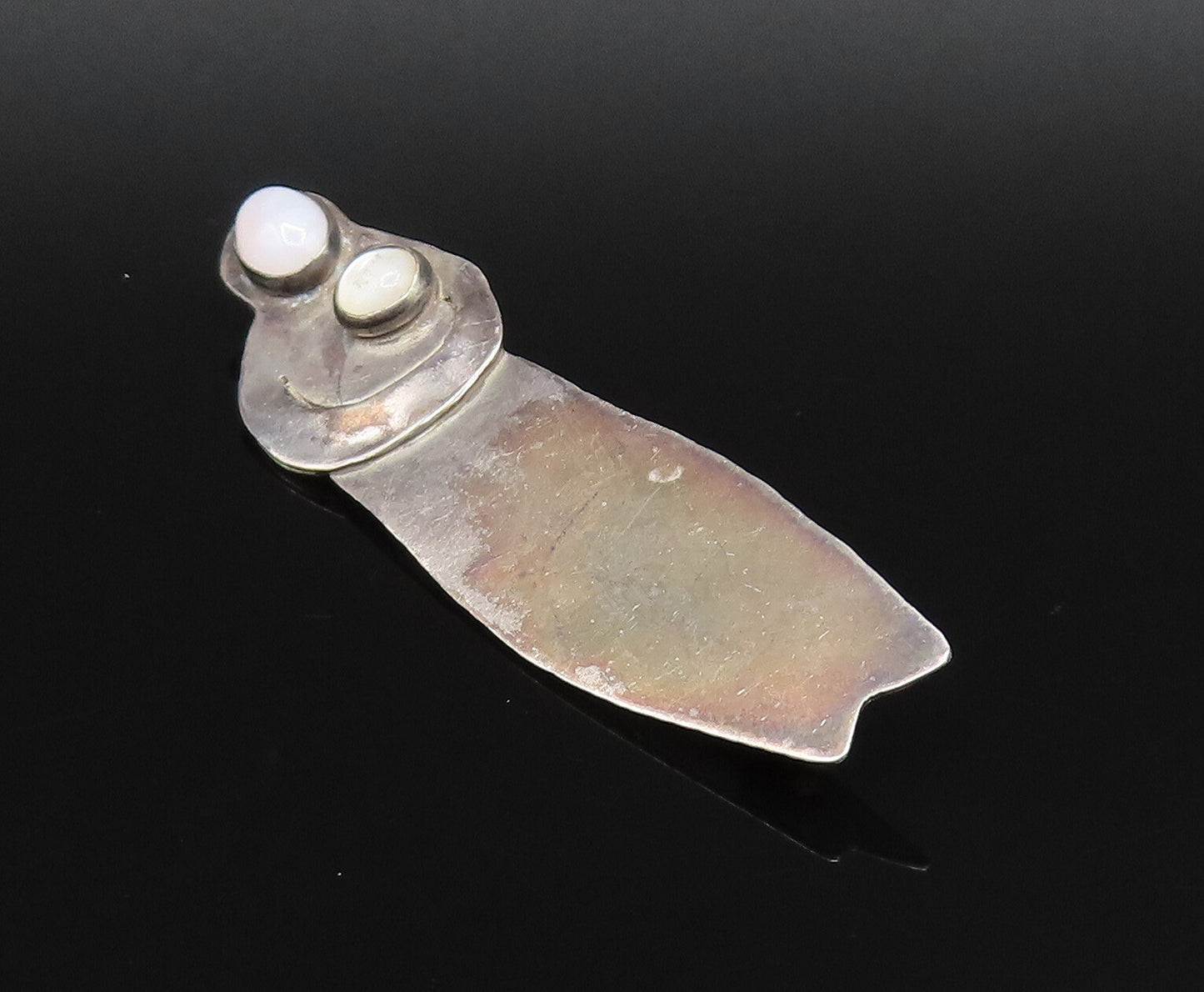 GFMW 925 Silver  Vintage Chalcedony Parent Holding Child Brooch Pin  BP9917