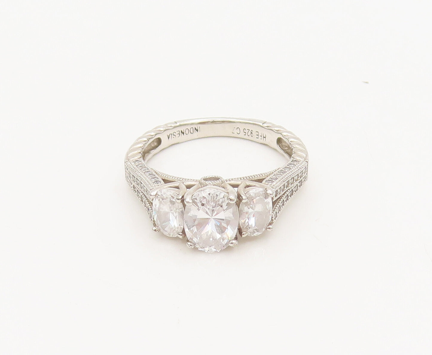 925 Sterling Silver  Vintage 3 CZ Stone Princess Wedding Ring Sz 8.25  RG26778