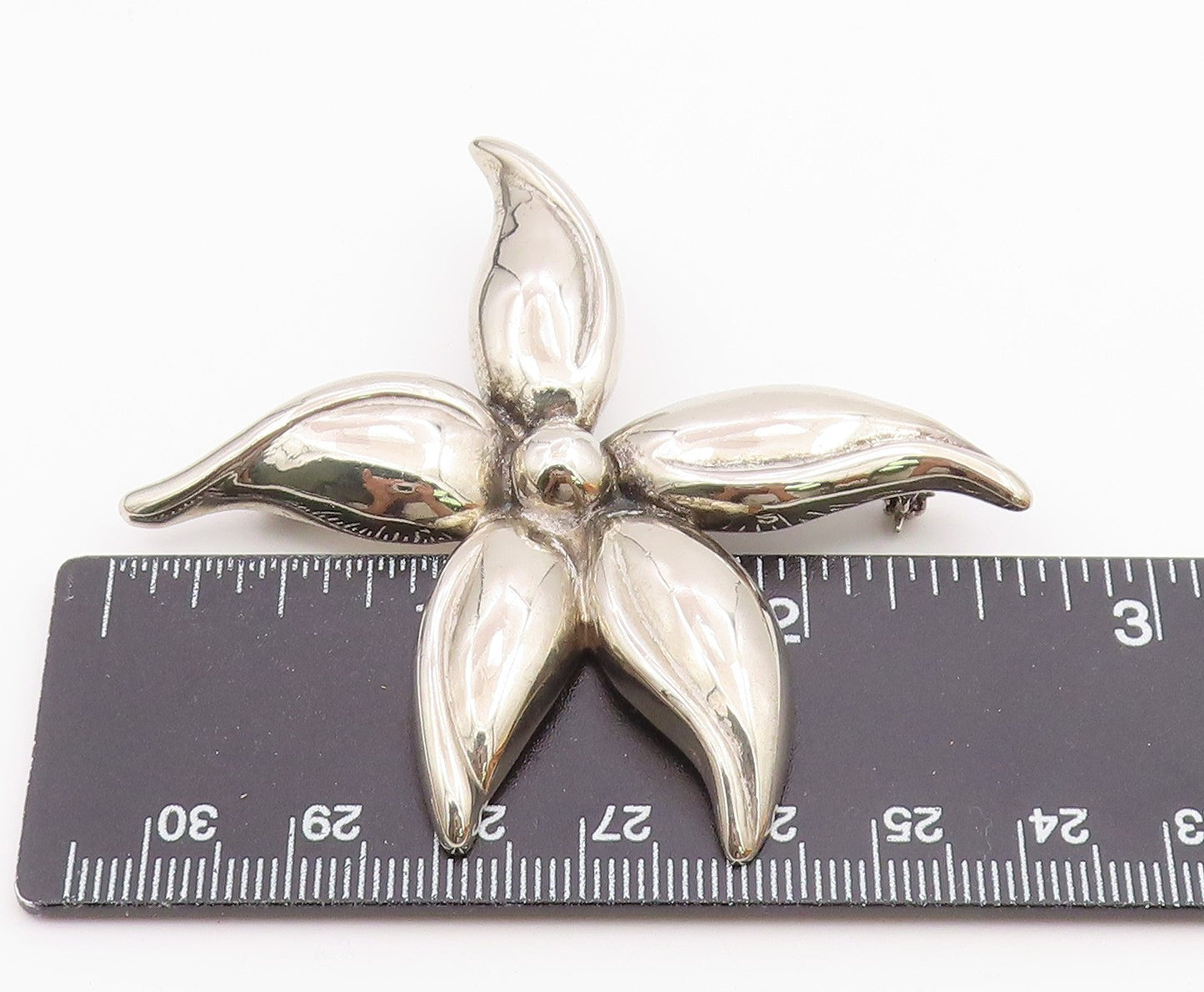 925 Sterling Silver  Vintage Shiny Curved Flower Brooch Pin  BP9488