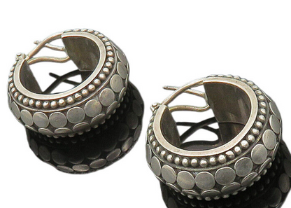 JOHN HARDY 925 Silver  Vintage Circle Pattern Heavy Hoop Earrings  EG10061
