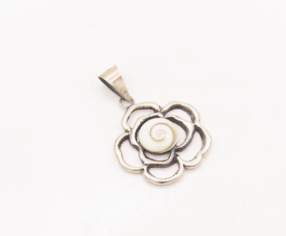 925 Sterling Silver Vintage Pendant Sea Shell Inlay Cutout Flower  PT23450