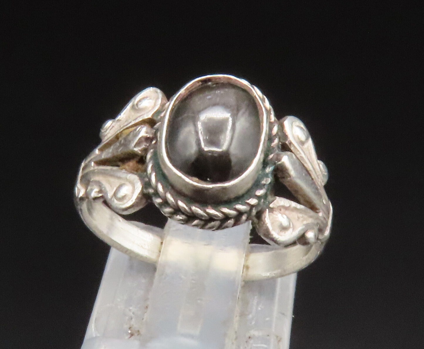 925 Sterling Silver Vintage Unique Black Cat's Eye Border Ring Sz 6  RG25209