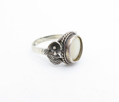 SOUTHWESTERN 925 Silver Vintage Mother Of Pearl Cocktail Ring Sz 7 RG4151