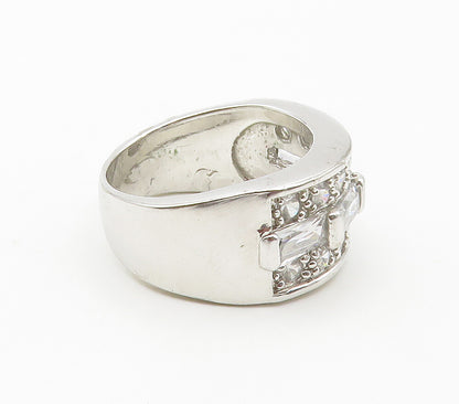 925 Sterling Silver  Sparkling Cubic Zirconia Smooth Band Ring Sz 8  RG15387