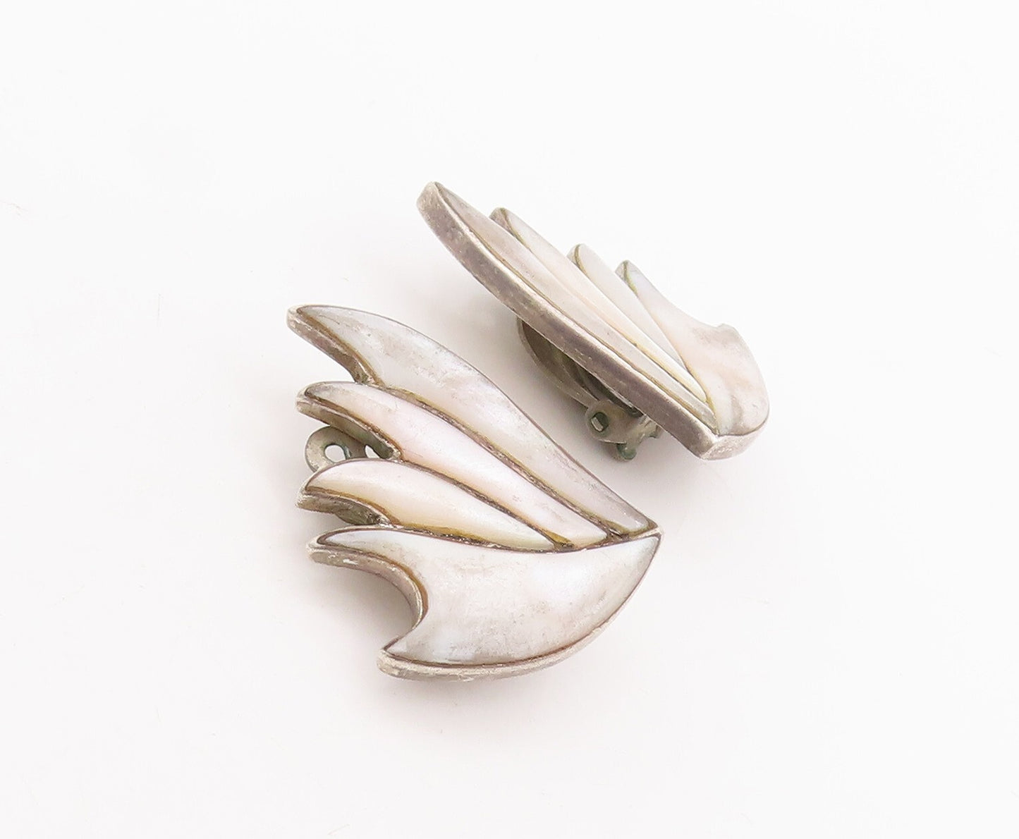 925 Sterling Silver Vintage Earrings Mother Of Pearls Cutout Wings  EG13101