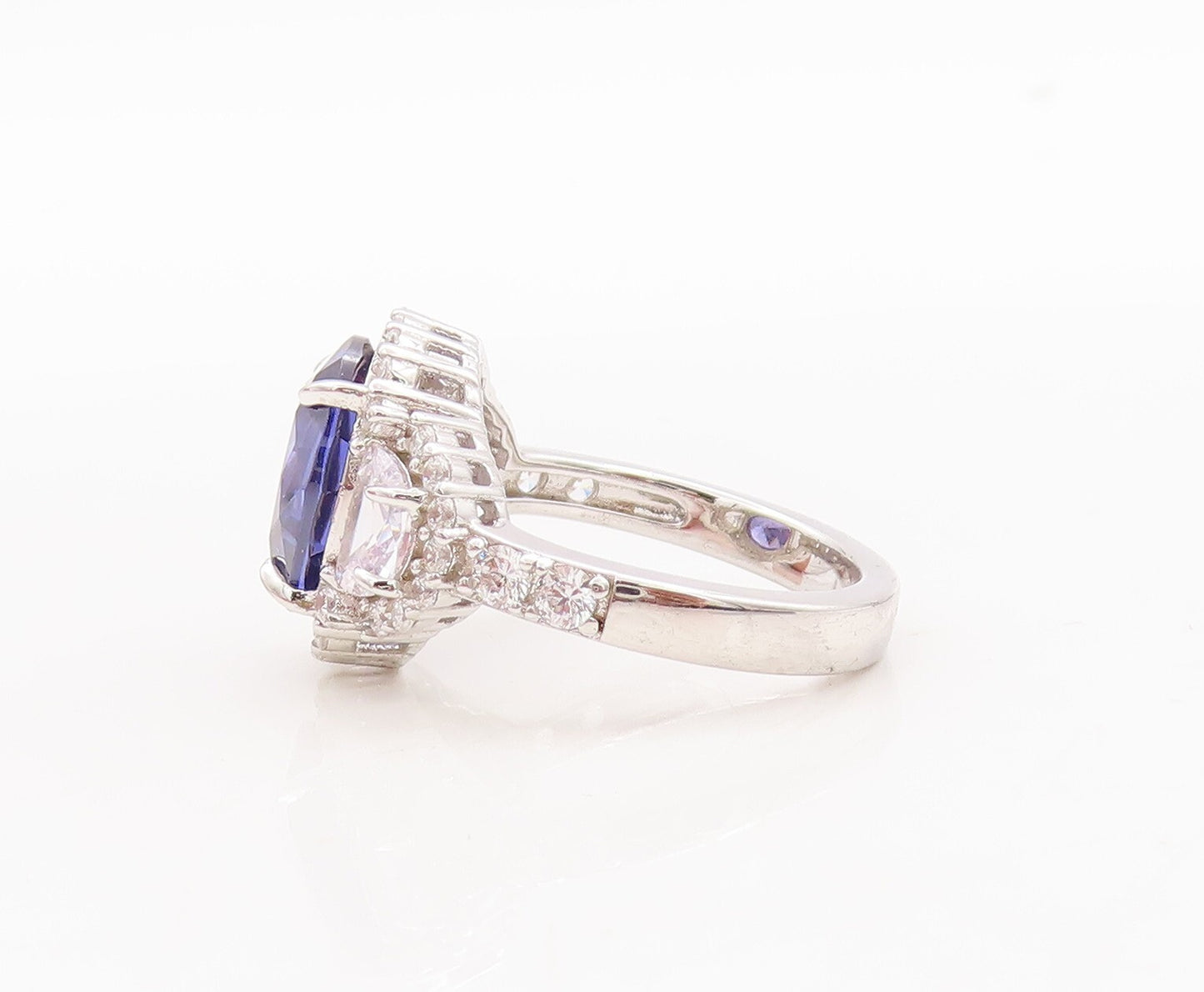 925 Sterling Silver Vintage Ring Oval Cut Sapphire Halo CZ Inlay  Sz 7  RG29737