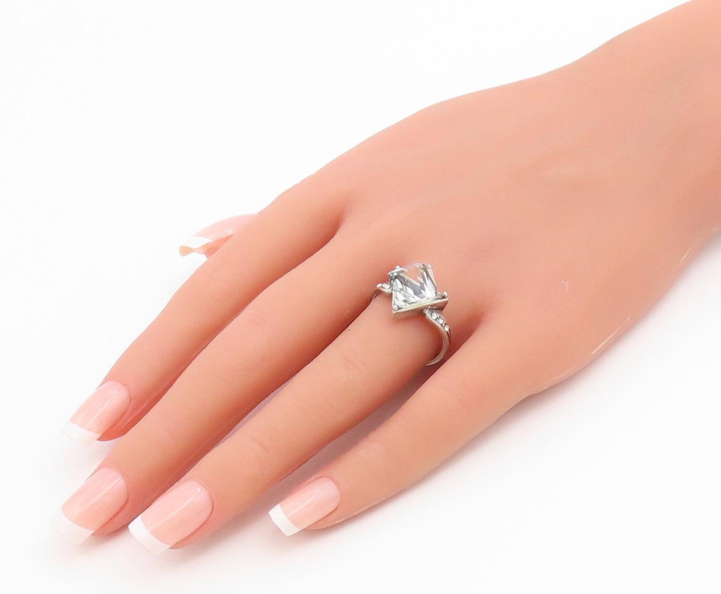 925 Sterling Silver Vintage Ring POLAND Angular Quartz Band  Sz 8  RG36730