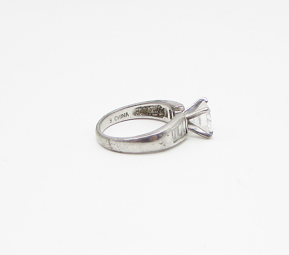 925 Sterling Silver  Vintage White Cubic Zirconia Band Ring Sz 8  RG3226
