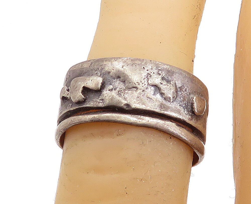 925 Silver  Vintage Antique Oxidized Raised Detail Band Ring Sz 6  RG6601