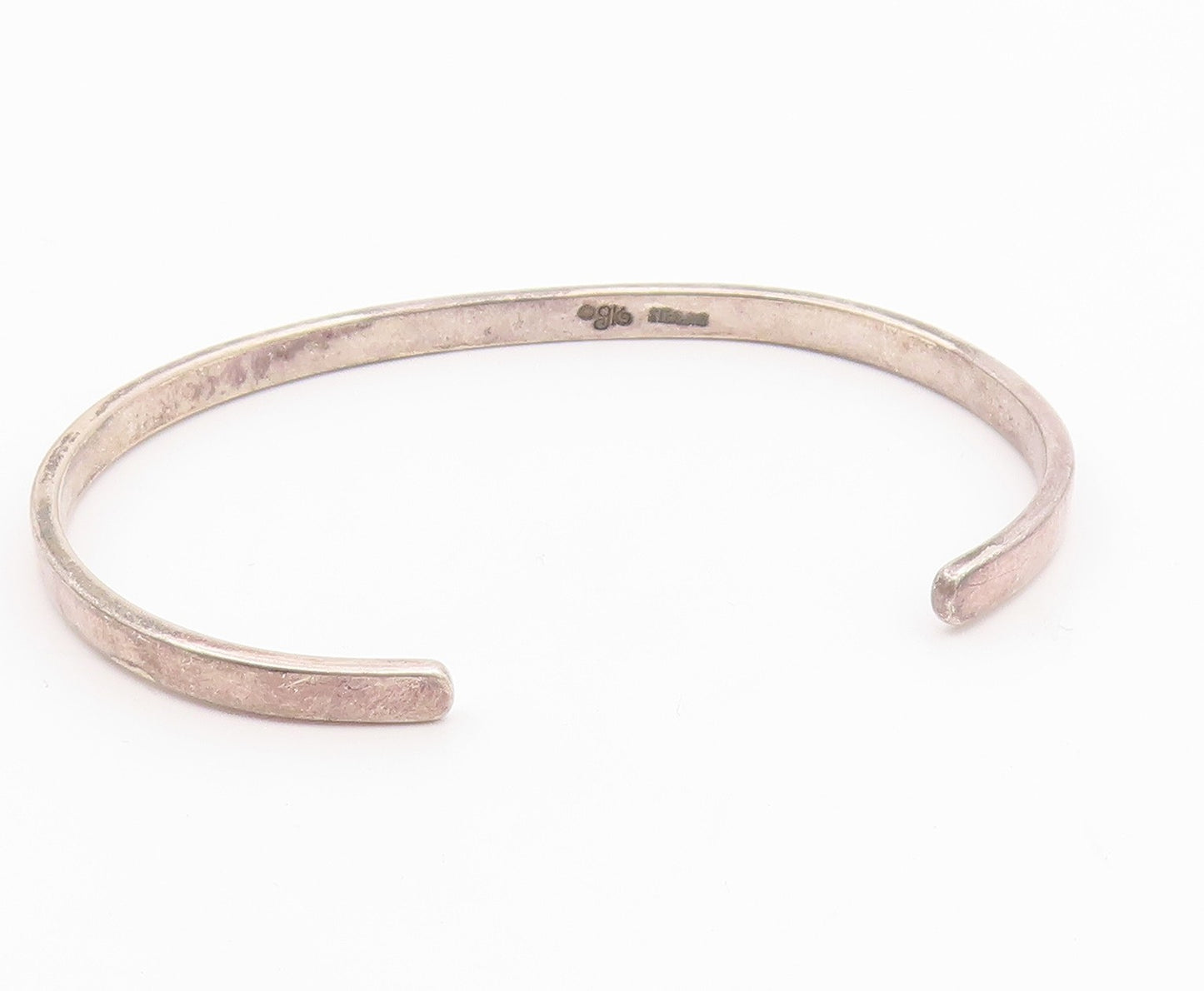 925 Sterling Silver  Vintage Petite Believe Stamped Cuff Bracelet  BT9123
