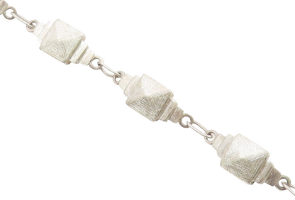 925 Sterling Silver  Vintage Textured Graduated Square Chain Bracelet  BT7037