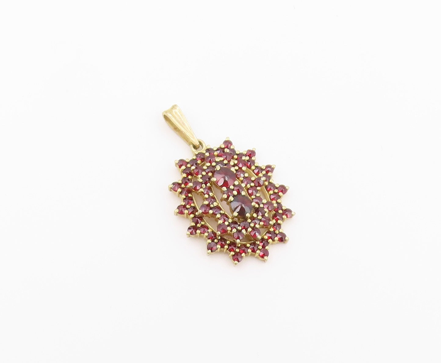 925 Sterling Silver Vintage Pendant Gold Plated Garnet Floral Cluster  PT26467