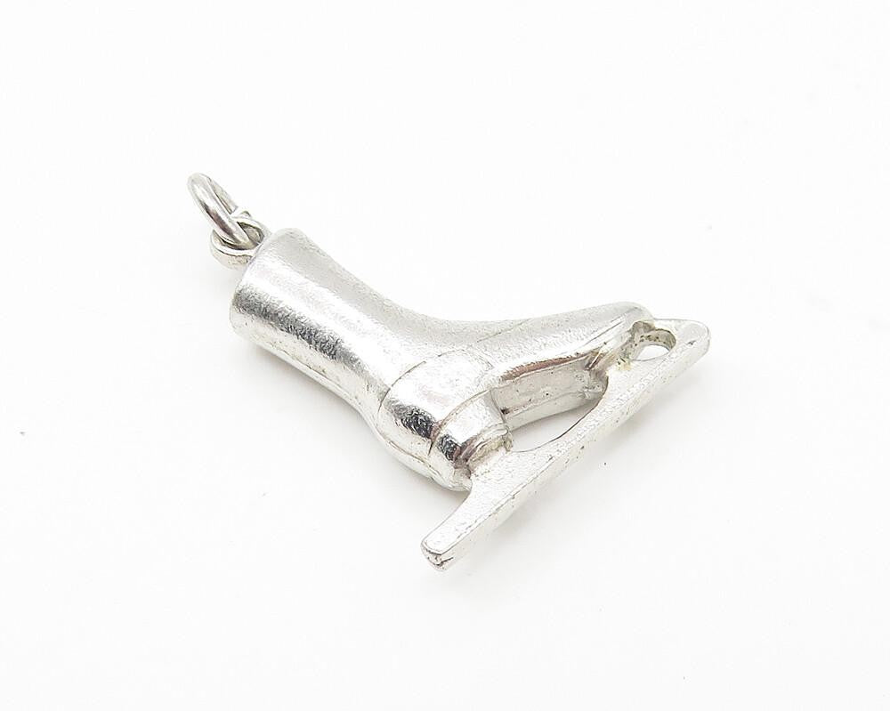 925 Sterling Silver  Vintage Shiny Petite Ice Skate Motif Drop Pendant  PT8537