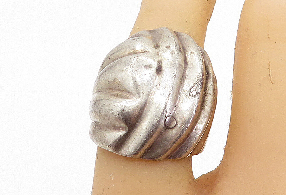 MEXICO 925 Silver  Vintage Scalloped Fluted Design Dome Band Ring Sz 6  RG6980