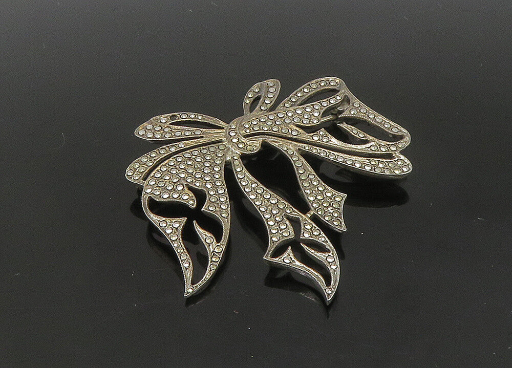 925 Sterling Silver  Vintage Sparkling Bow Tied Ribbon Brooch Pin  BP8296