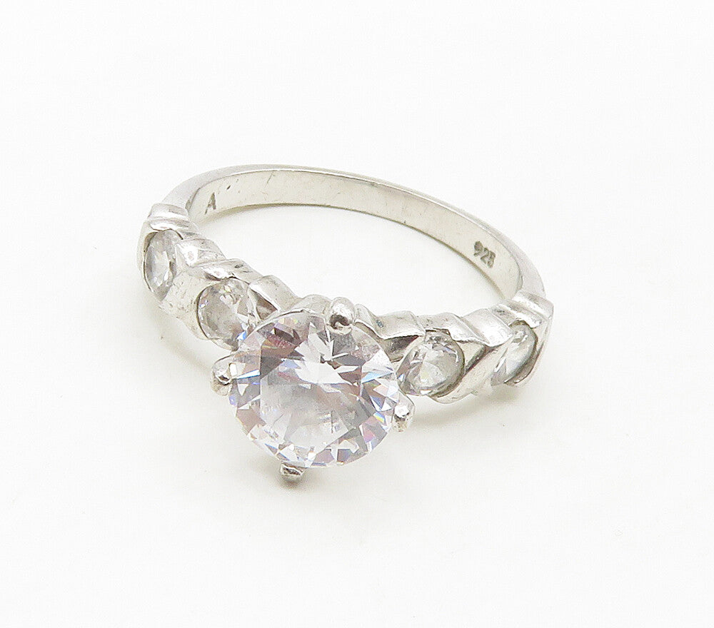 925 Sterling Silver  Cubic Zirconia Solitaire With Accents Ring Sz 7  RG15599
